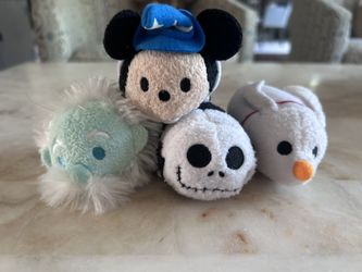 Tsum Tsum Mickey, Haunted mansion, And Nightmare Before Christmas Lot Of 4