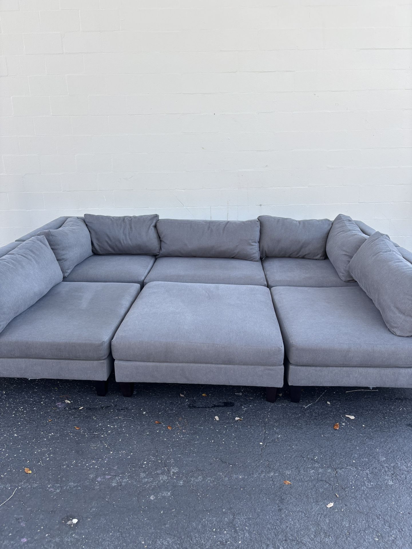 6pc Gray Modular Sectional NO PETS