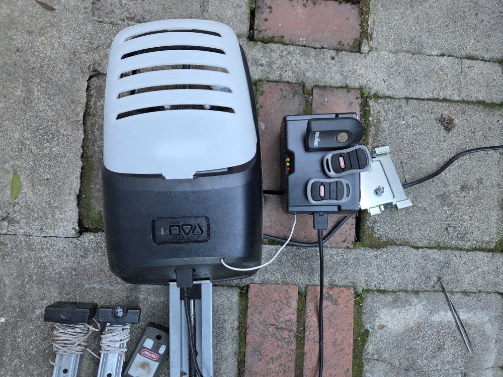 Genie MachForce Garage Door Opener