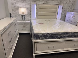 NEW 4PCS Bedroom Set w/ LED Lights (Mattress is not Included)