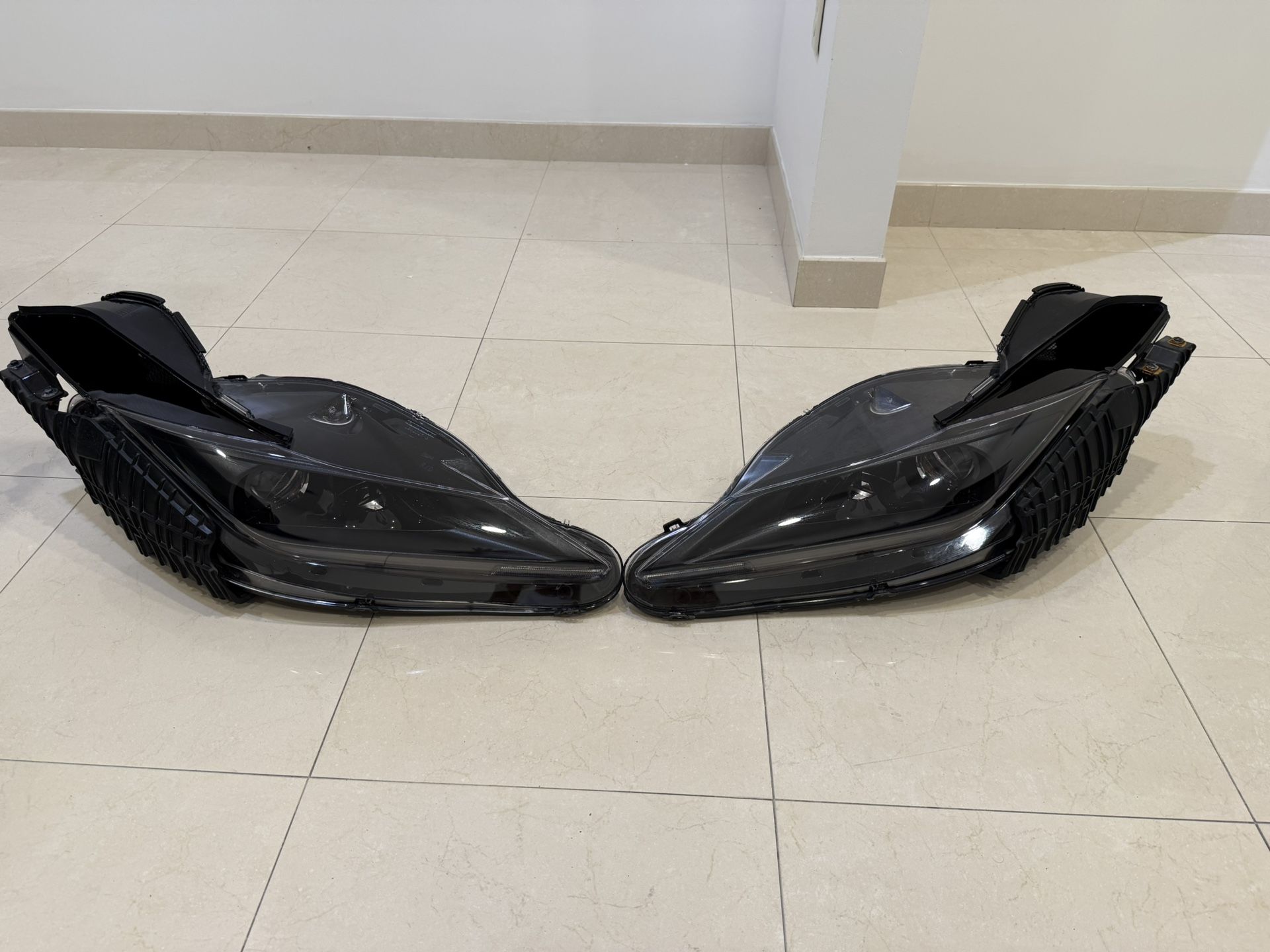 2022 Ferrari F8 Oem Headlights