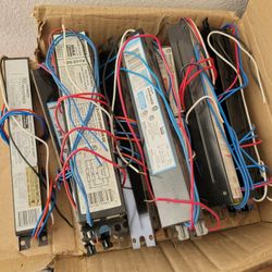 12 120v to 277v Ballasts
