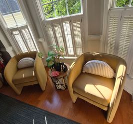 Curved cutout back lush upholstered set of 2 accent chairs
