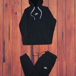 Nike Sweatsuit 