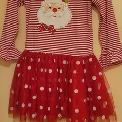 7 years old girl christmas dress and sweater both $15