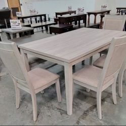 ✅️✅️ 6 pc light finish wood  dining table set padded seat chairs and bench ✅️✅️