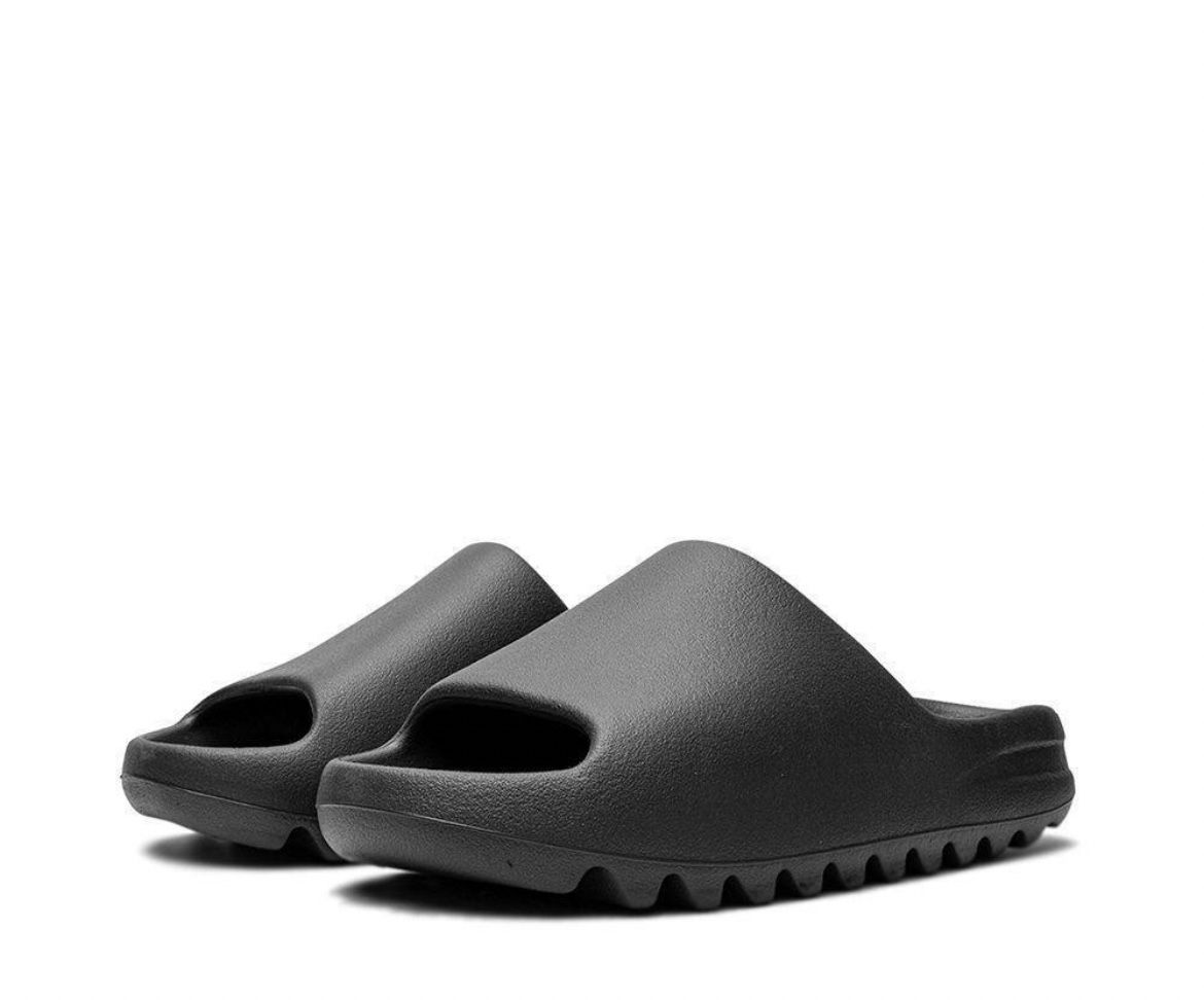Yeezy Slides Onyx Sz 11 Read Description