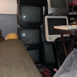 A Bunch Of Crt Tvs