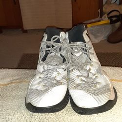 Adidas Crazy Bounce Basketball Shoes Size 12.5