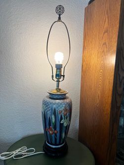 🌸 Vintage Chinoiserie style Floral Ceramic Table Lamp🌸