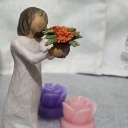 ​Willow Tree "Little Things" Figurine #28094 - Susan Lordi - w/ Original Card