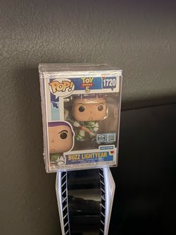 Funko pop buzz lightyear