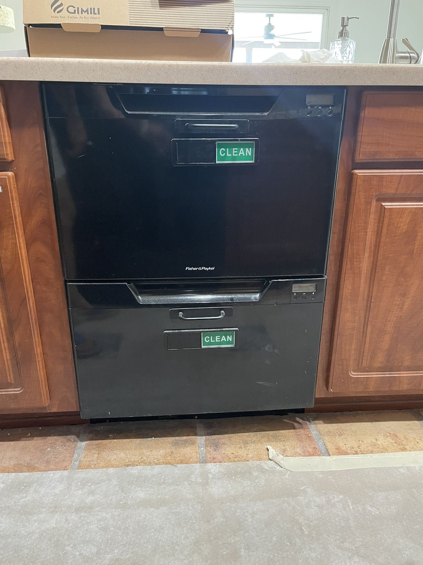 Dishwasher- Fischer and Paykel