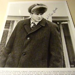 Autographs William Hurt Hand Signed Apx. 8x10 B/W Movie Still In Gorky Park (Deceased)