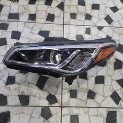 2015 to 2017 Hyundai Sonata Driver Headlight