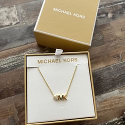 Michael Kors Gold Necklace New In Box 