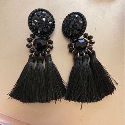 Black And Gold Tassel Earrings