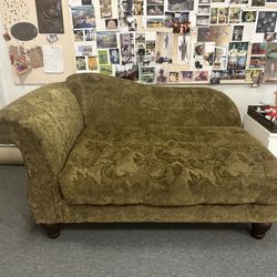 Chaise Lounge Couch