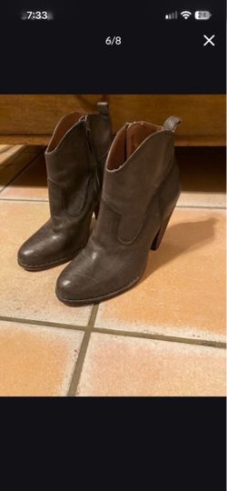 Gray Leather Heeled Ankle Frye RT Boots