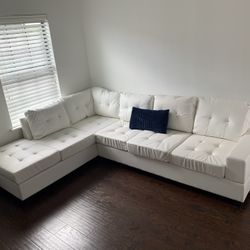  White Heights Reversible sectional