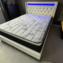 Queen Size Bed Frame With Led Lights / Mattress Included.     🔥  Cama Queen Size Con Luz Led / Colchon Incluido. ☎️(213)713-74-89