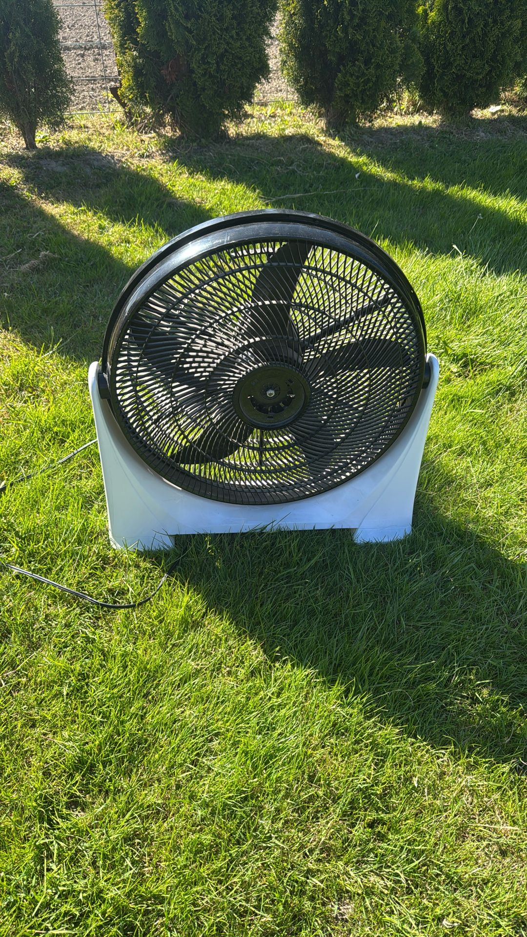 Toshiba Huge Barn Fan Perfect For Summer