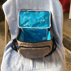 Small Insulated Cooler Bag W/ front zippered pouch