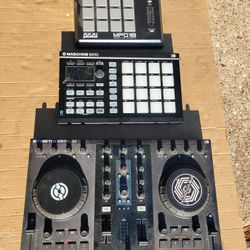 Studio Music Mixer Equipment Akai Maschine Traktor