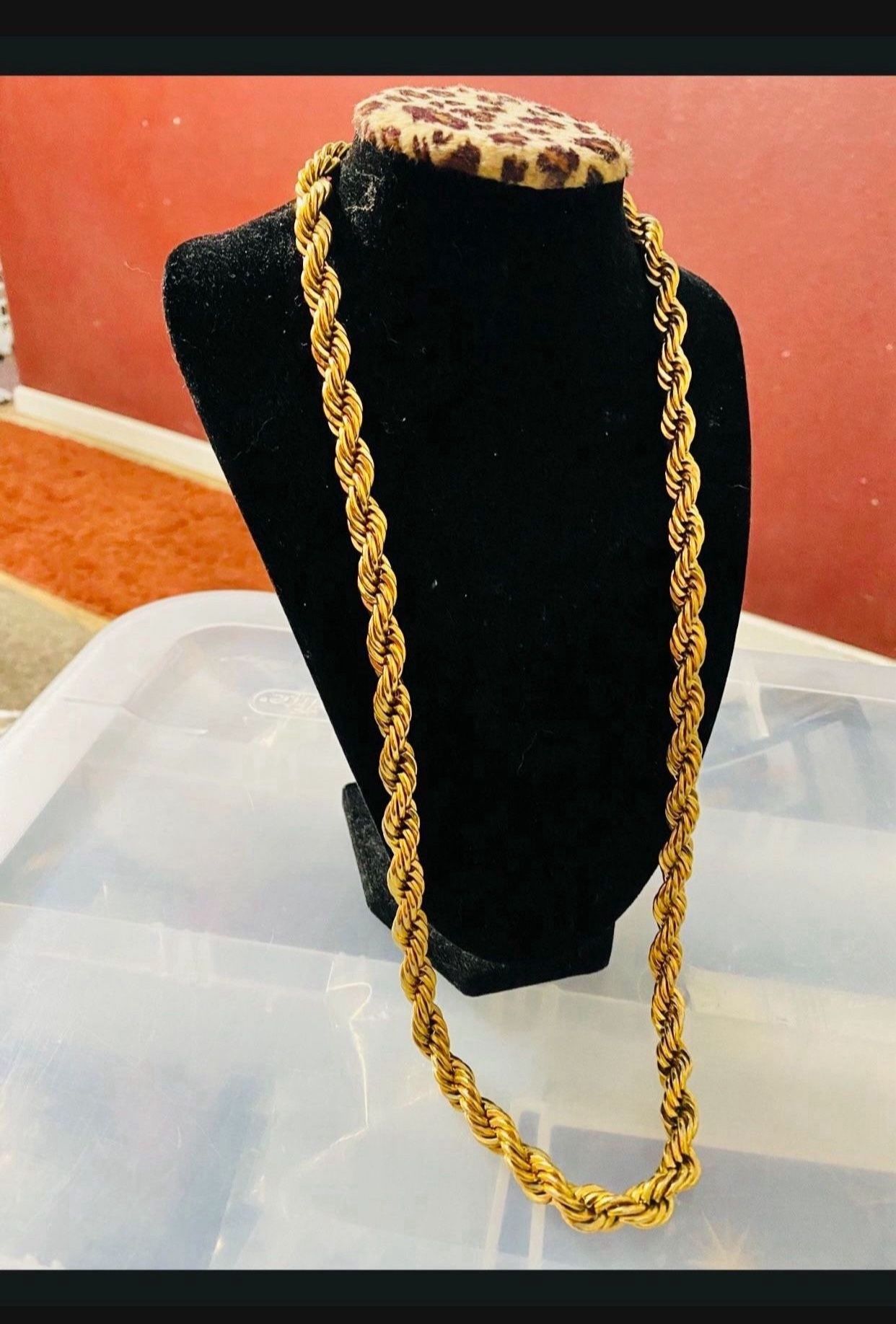 Gold plated Thick Chain. Vintage
