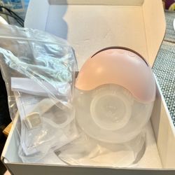 Very Good Condition Portable Breast Pump (Hand Free)