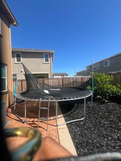 14 ft trampoline