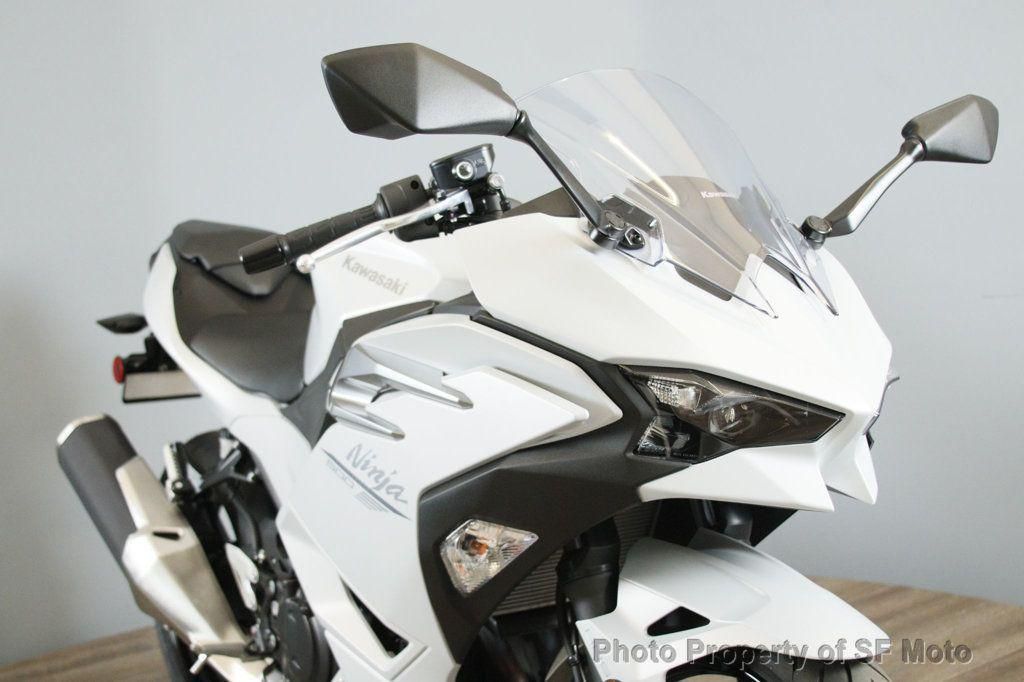 2025 Kawasaki Ninja 500 Abs