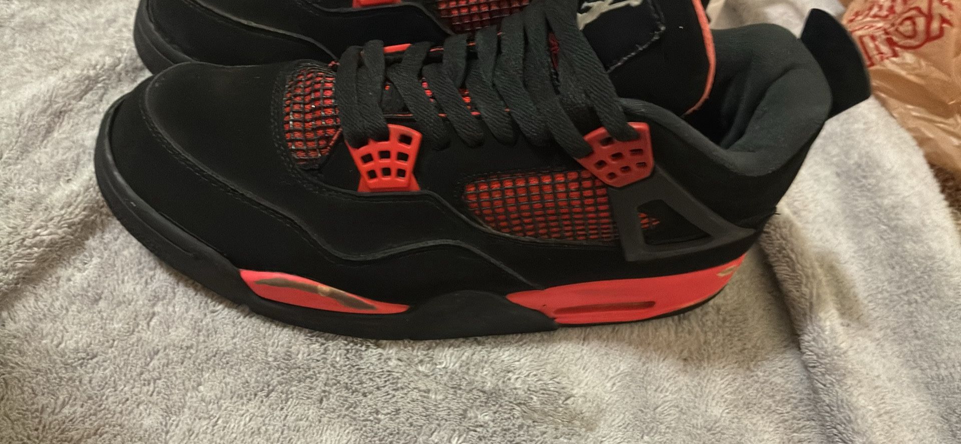 Air Jordan 4 “Red Thunder”