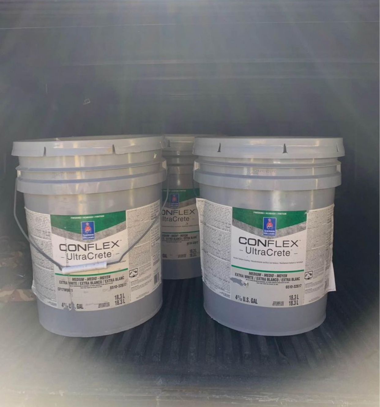 Sherwin-Williams conflicts ultra Crete, acrylic Paint
