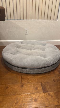 X large round dog bed