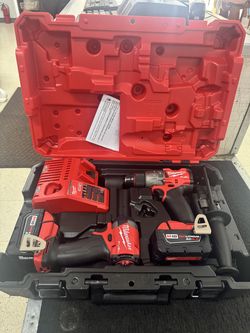 Milwaukee FUEL Drill&Impact Set w/ 2-5.0 Batteries & Charger In Case
