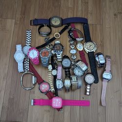 Lot Of Watches 