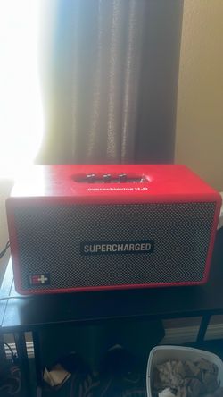Retro Red Speaker