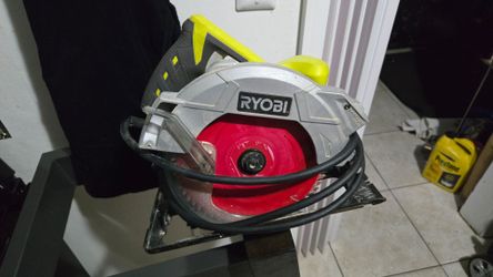 Ryobi circular saw 14A 7-1/4 corded OBO