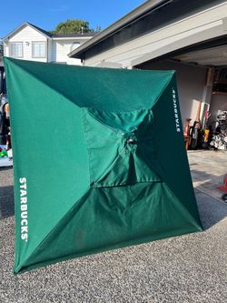 Starbucks Green Square Patio Umbrella (tuuci frame)
