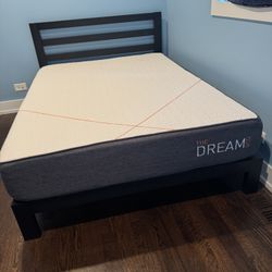 Full Size Bed Frame & Matress