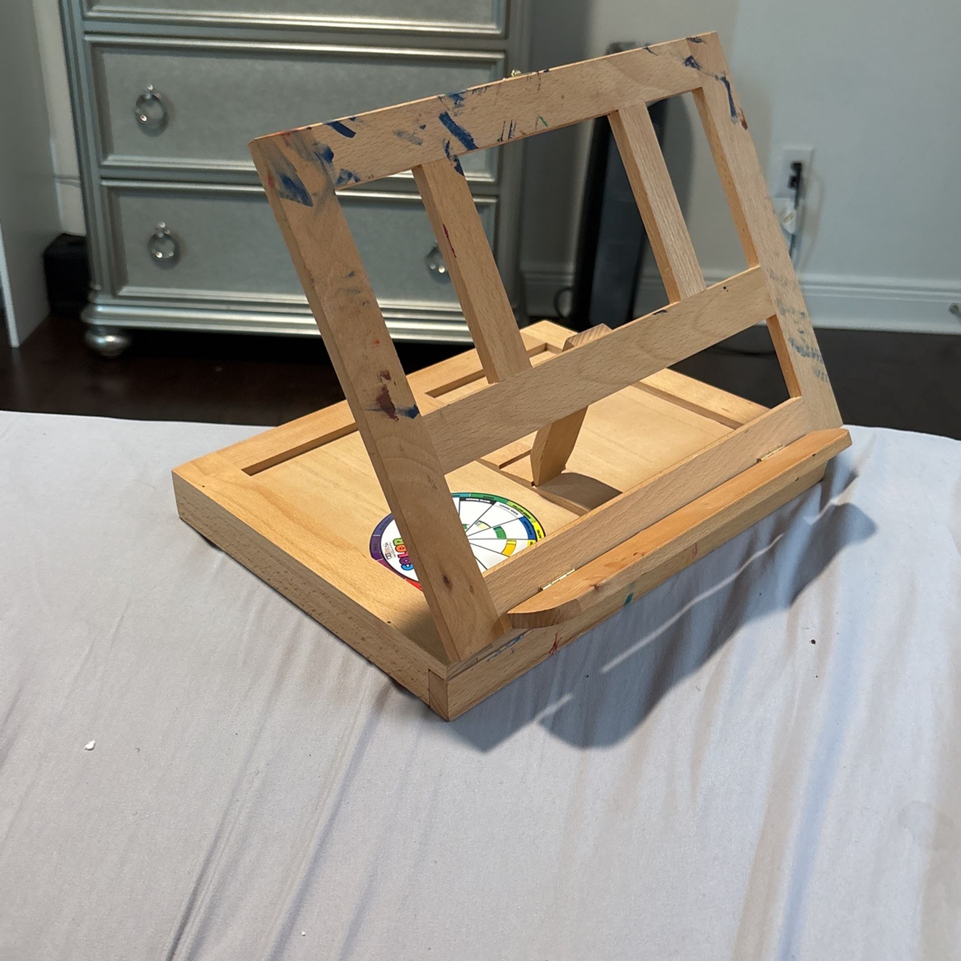 Travel easel