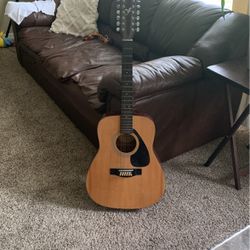 12 String Guitar Yamaha FG-411S-12