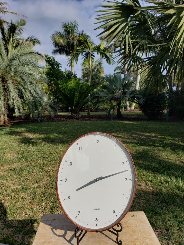 A Very Nice Hang On The Wall Working Clock 18" H 15" W