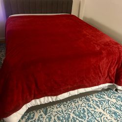 Queen Size Bed Frame with 4 Under Bed Drawers on Wheels (Mattress not included)