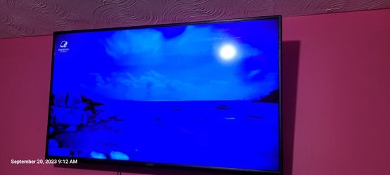 40 Inch T V