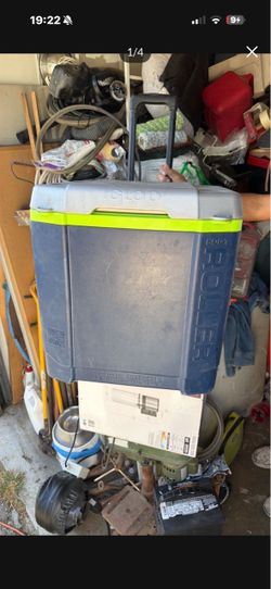 Igloo cooler