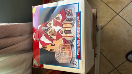 Lemax Village Collection
