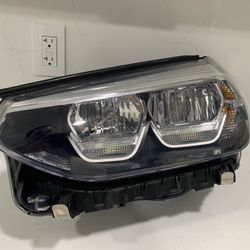 BMW X3 G01 OEM LEFT DRIVER HEADLIGHT (1 Module) ASSEMBLY 2017-2021