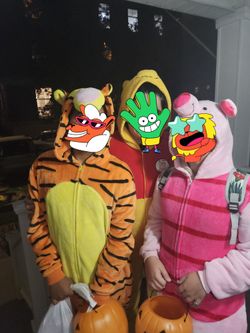 Costumes Winnie the Pooh and gang